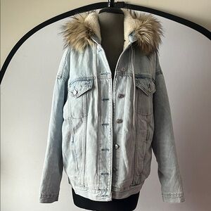 American Eagle Outfitters Light Blue Denim Jacket with Faux Fur Trim